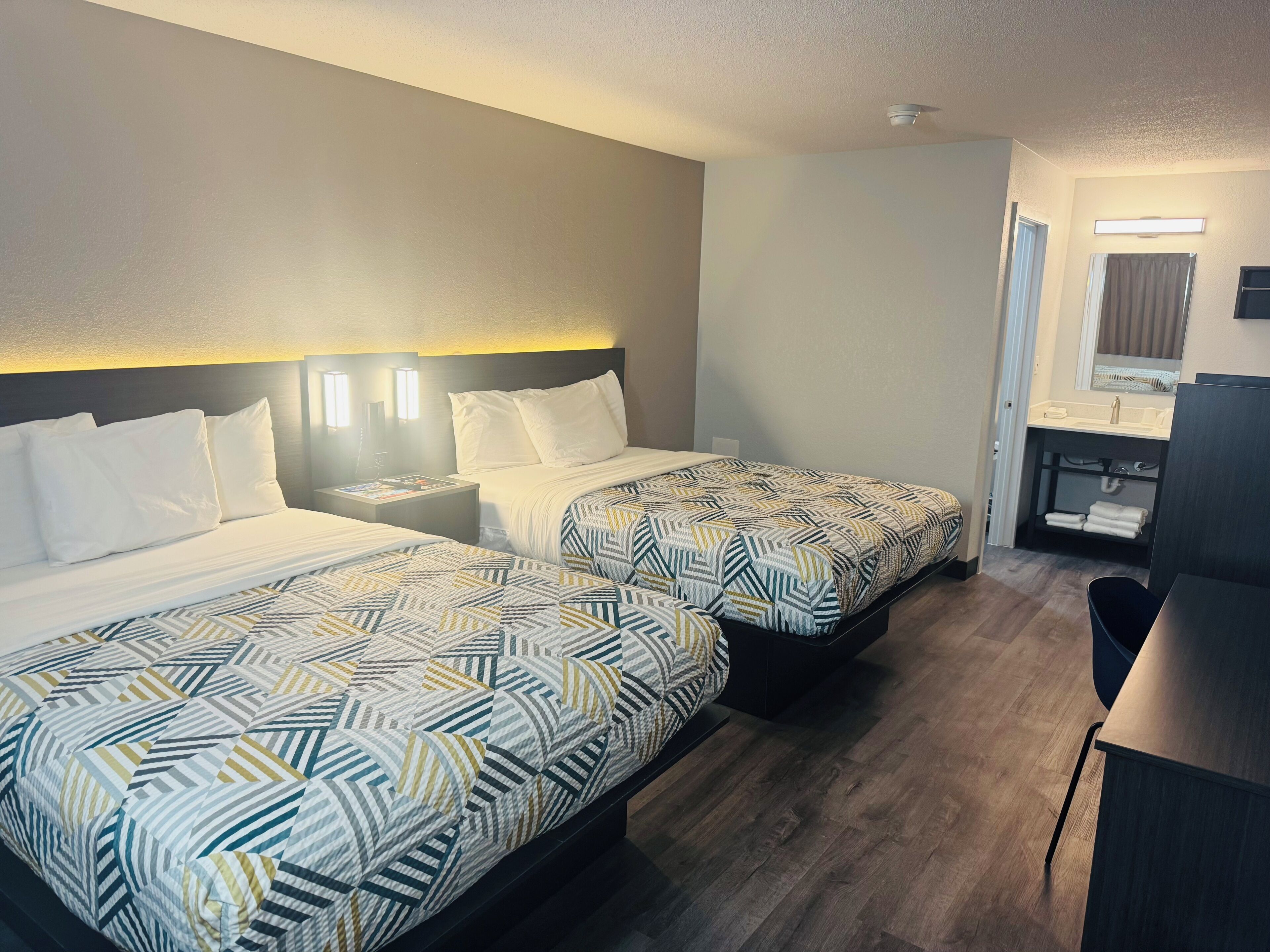 Chambre Standard, 2 grands lits, non-fumeur