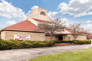 Exterior - Econo Lodge Holland - Toledo (Holland)