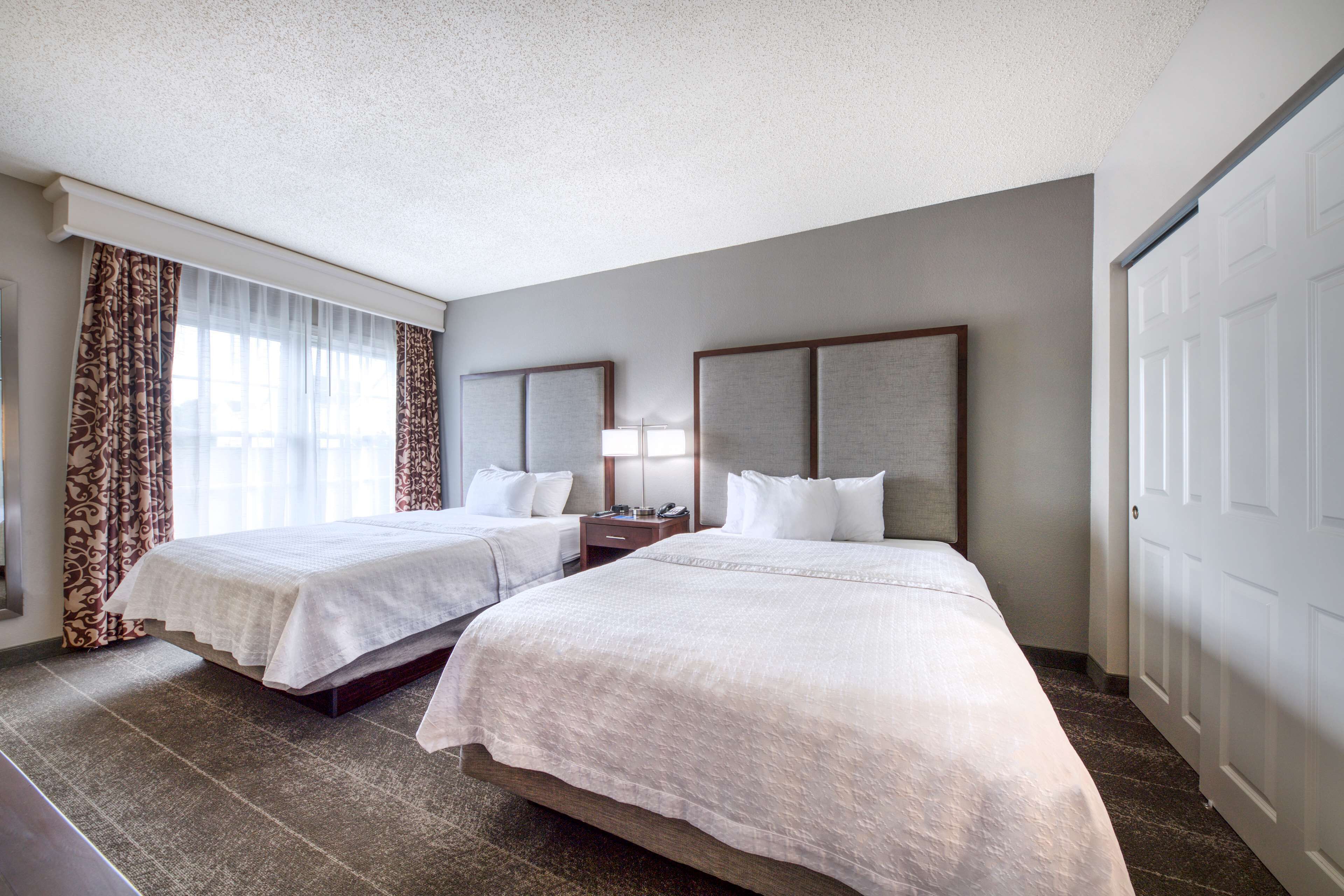 premium bedding, in-room safe, desk, soundproofing