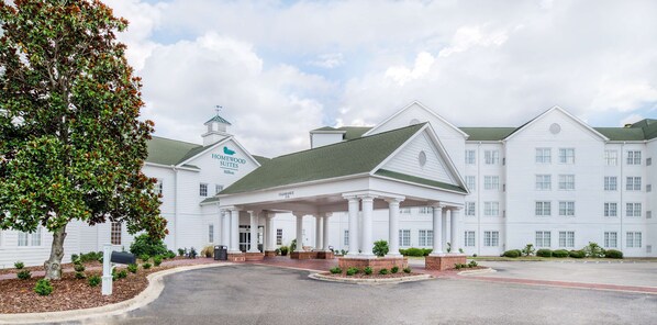 Exterior - Homewood Suites by Hilton Olmsted Village (near Pinehurst) (Pinehurst)