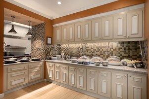 Se ofrece desayuno los fines de semana (por un coste adicional)