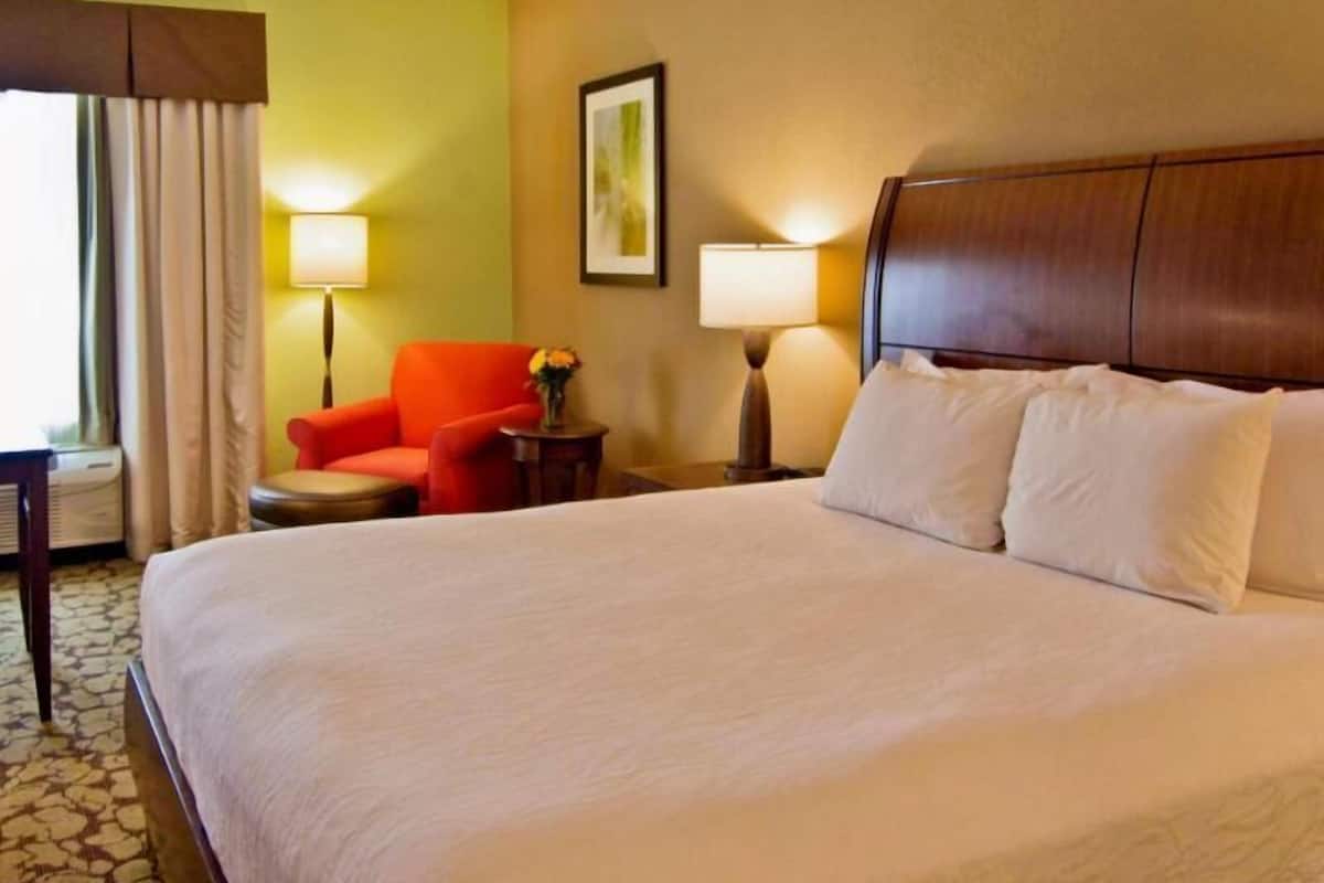 Bureau, espace de travail pour ordinateurs portables