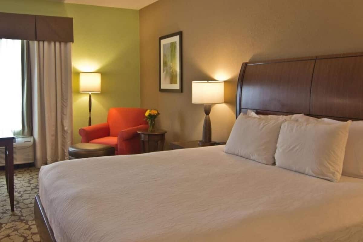 Bureau, espace de travail pour ordinateurs portables