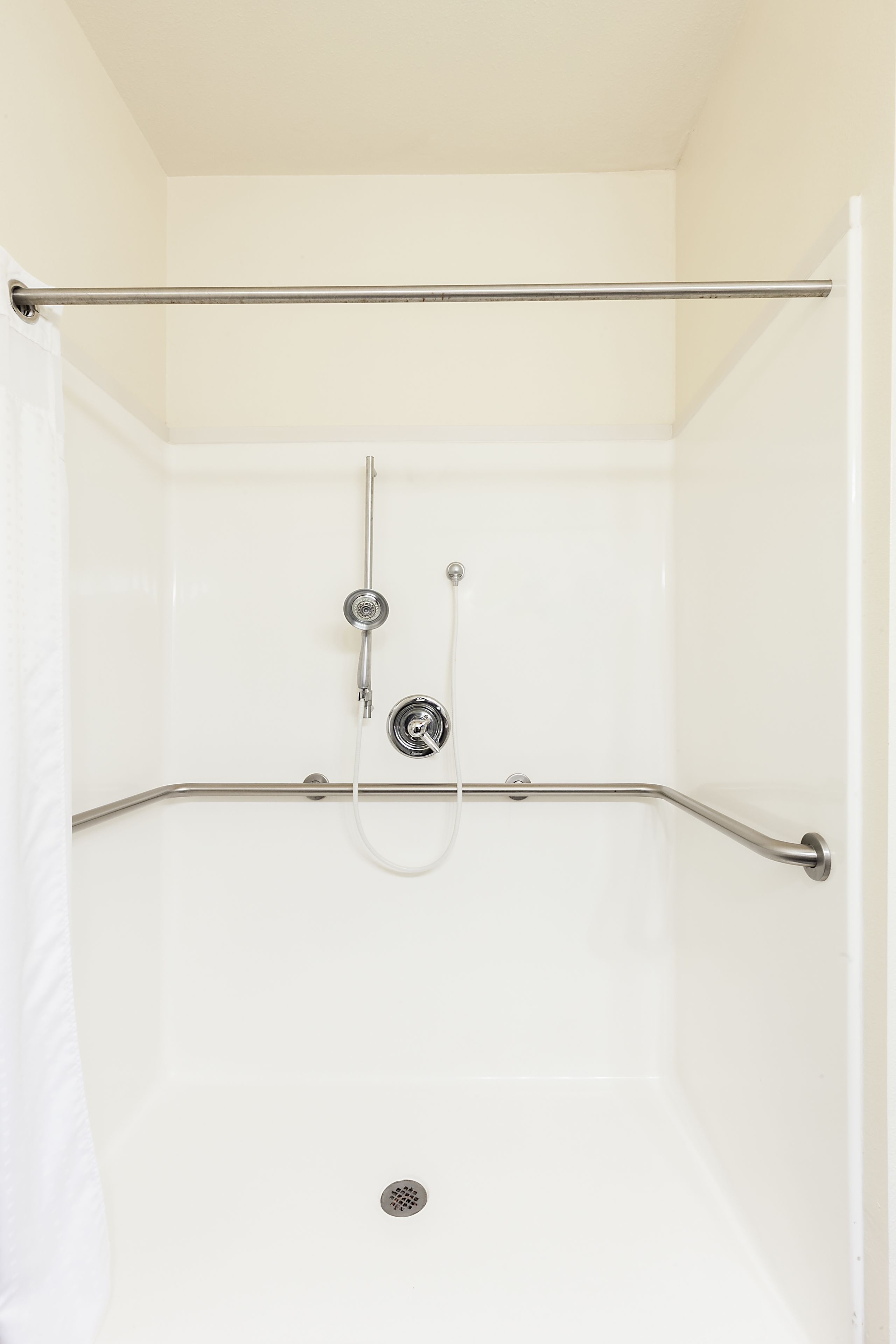 standard room, 2 queen beds, accessible (communication) | bathroom | hair dryer, towels