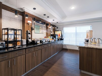 Garner Hotel Longview South by IHG