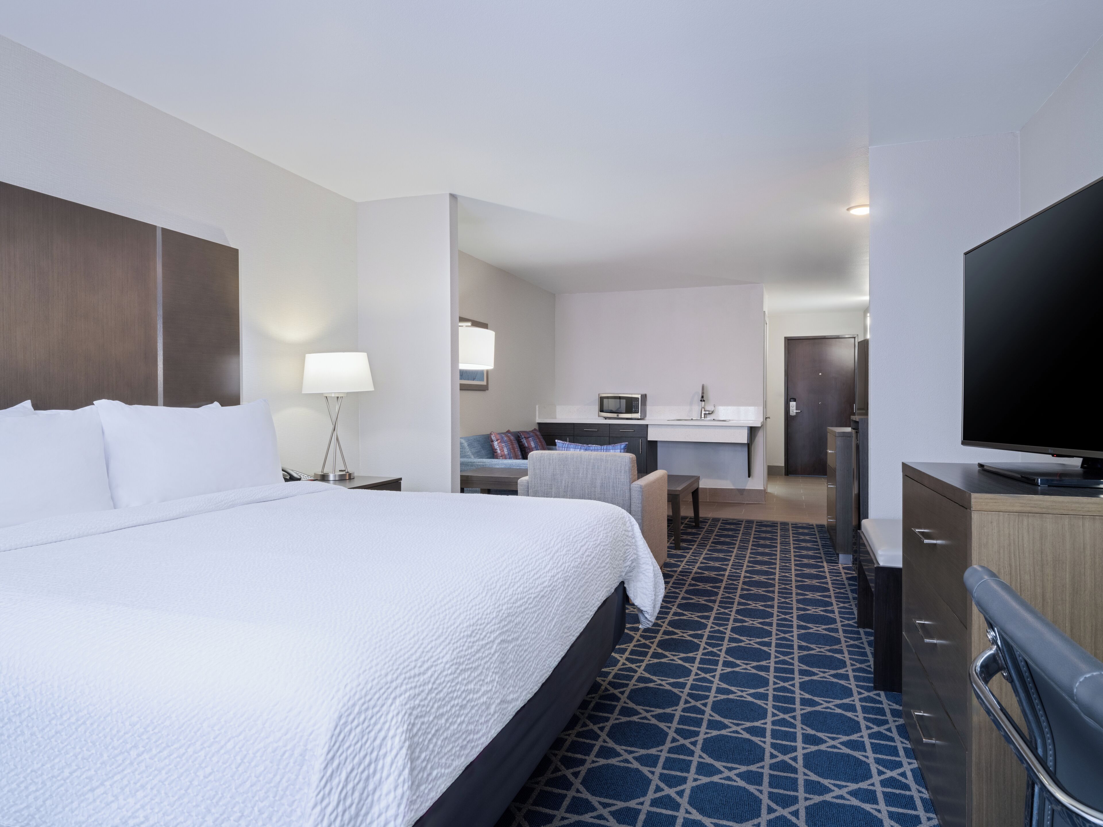 Standard Room, 1 King Bed, Accessible (Communications Accessible)
