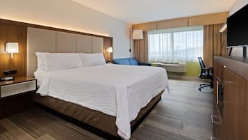 Standard Room, 1 King Bed with Sofa bed | 1 bedroom, in-room safe, desk, laptop workspace