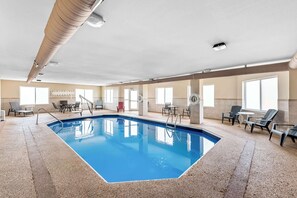 Piscine intérieure