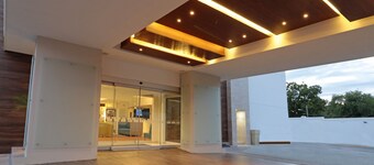 洲际酒店集团内格拉斯快捷假日酒店