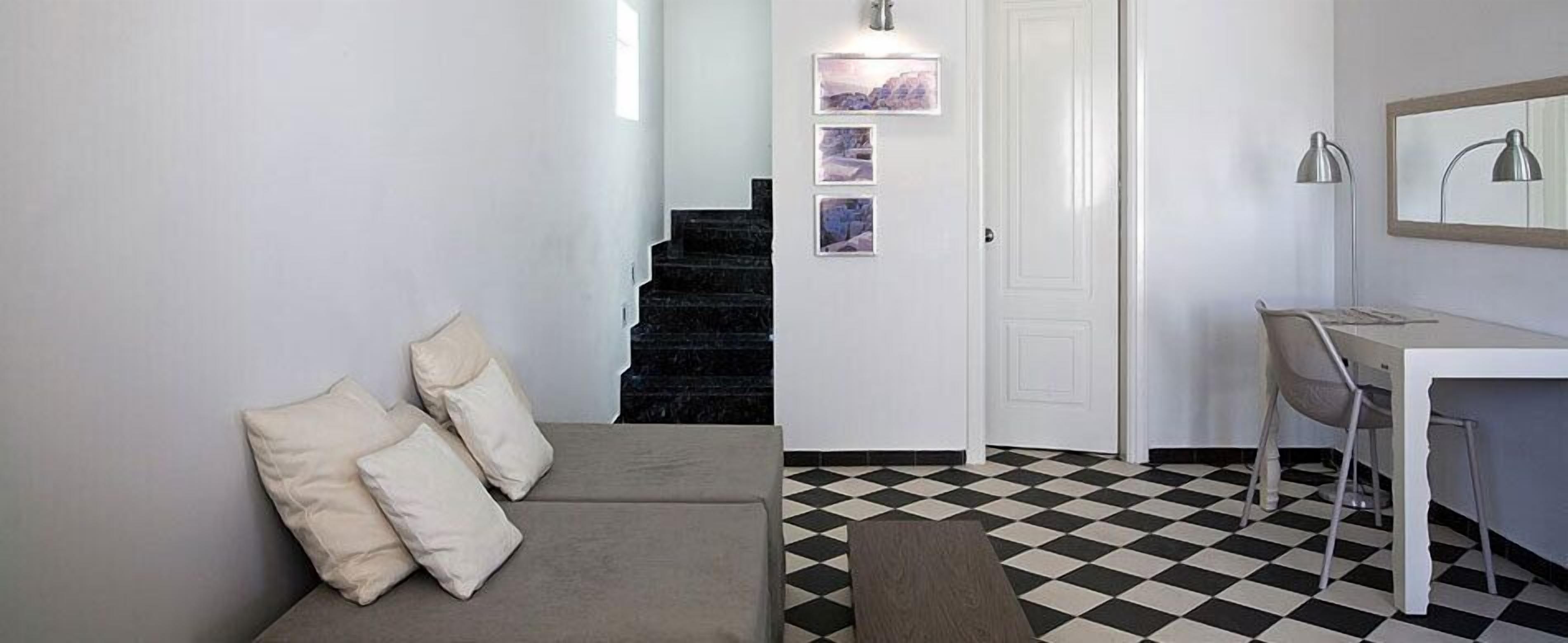 family room | living area | 14-inch tv with satellite channels