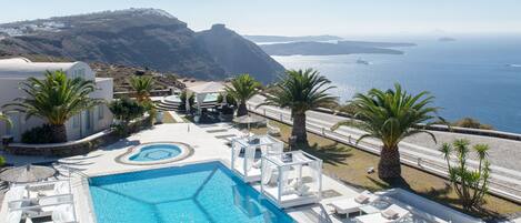 2 outdoor pools, pool umbrellas, sun loungers