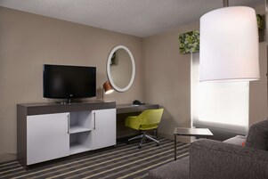 Cortinas blackout, tabla de planchar con plancha y cunas gratuitas 