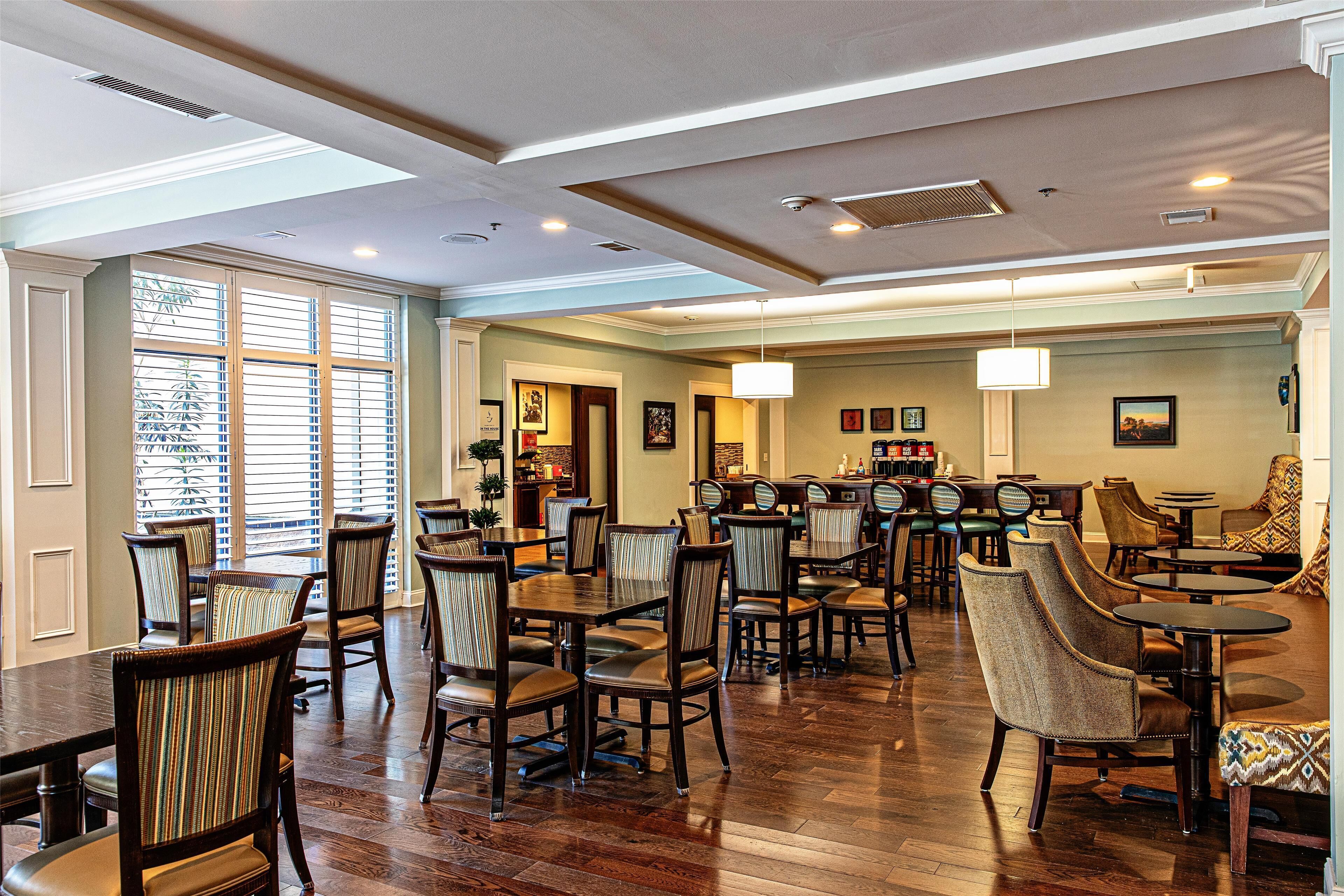 free daily on-the-go breakfast