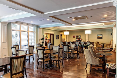 Hampton Inn Charleston - Daniel Island