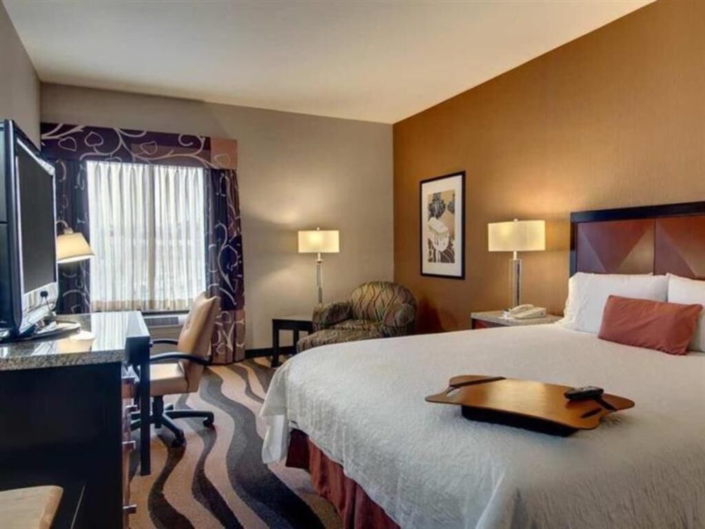 In-room safe, desk, laptop workspace, iron/ironing board