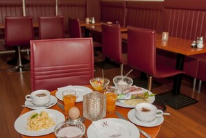 Food-Court