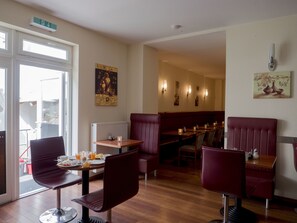 Praça de alimentação