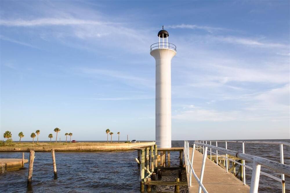 Biloxi Beach Hotel