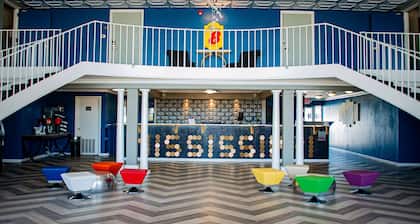 Super 8 by Wyndham Biloxi