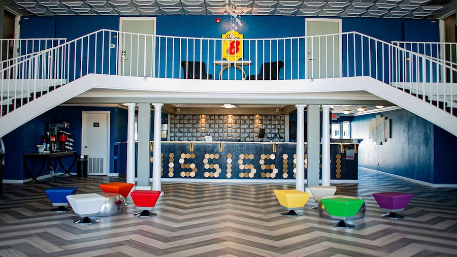 Super 8 by Wyndham Biloxi