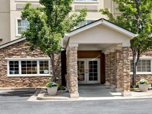 Microtel Inn & Suites By Wyndham Atlanta/perimete