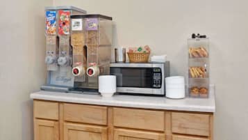 Free daily continental breakfast