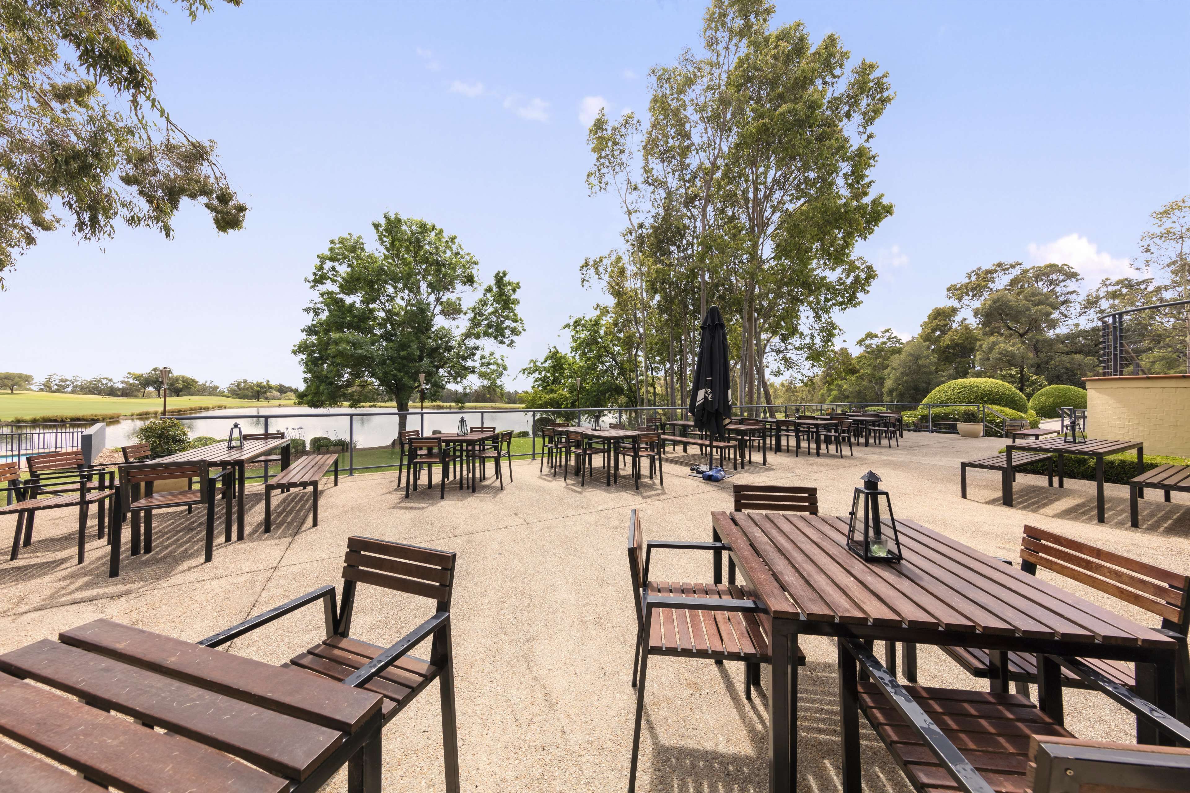 Oaks Cypress Lakes Resort — image 15