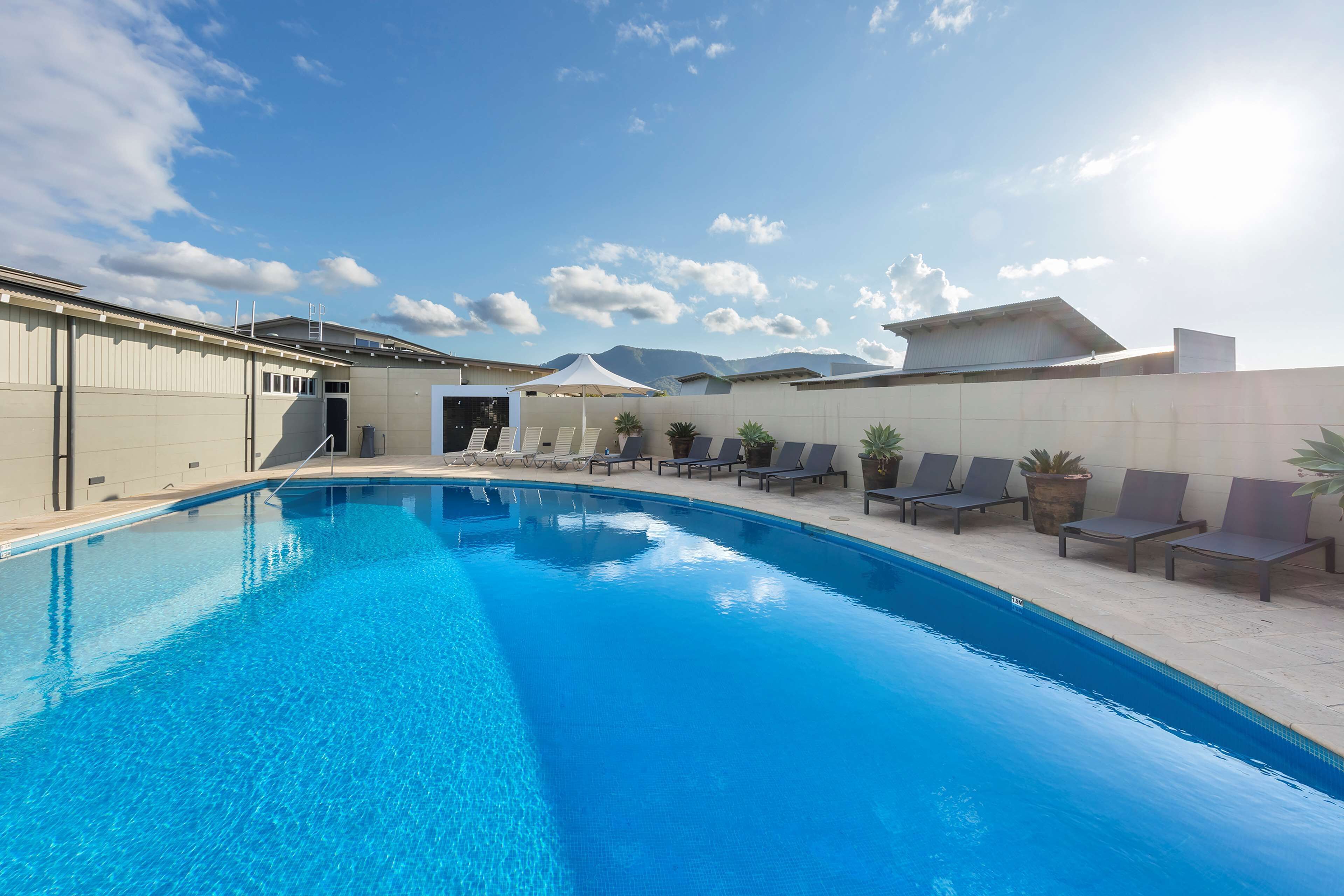 Zimmersafe, Schreibtisch, laptopgeeigneter Arbeitsplatz