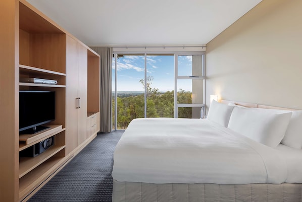 In-room safe, desk, laptop workspace, iron/ironing board