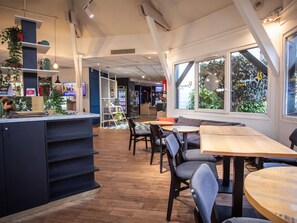 Dinner served - ibis Nogent Sur Marne (Nogent-sur-Marne)