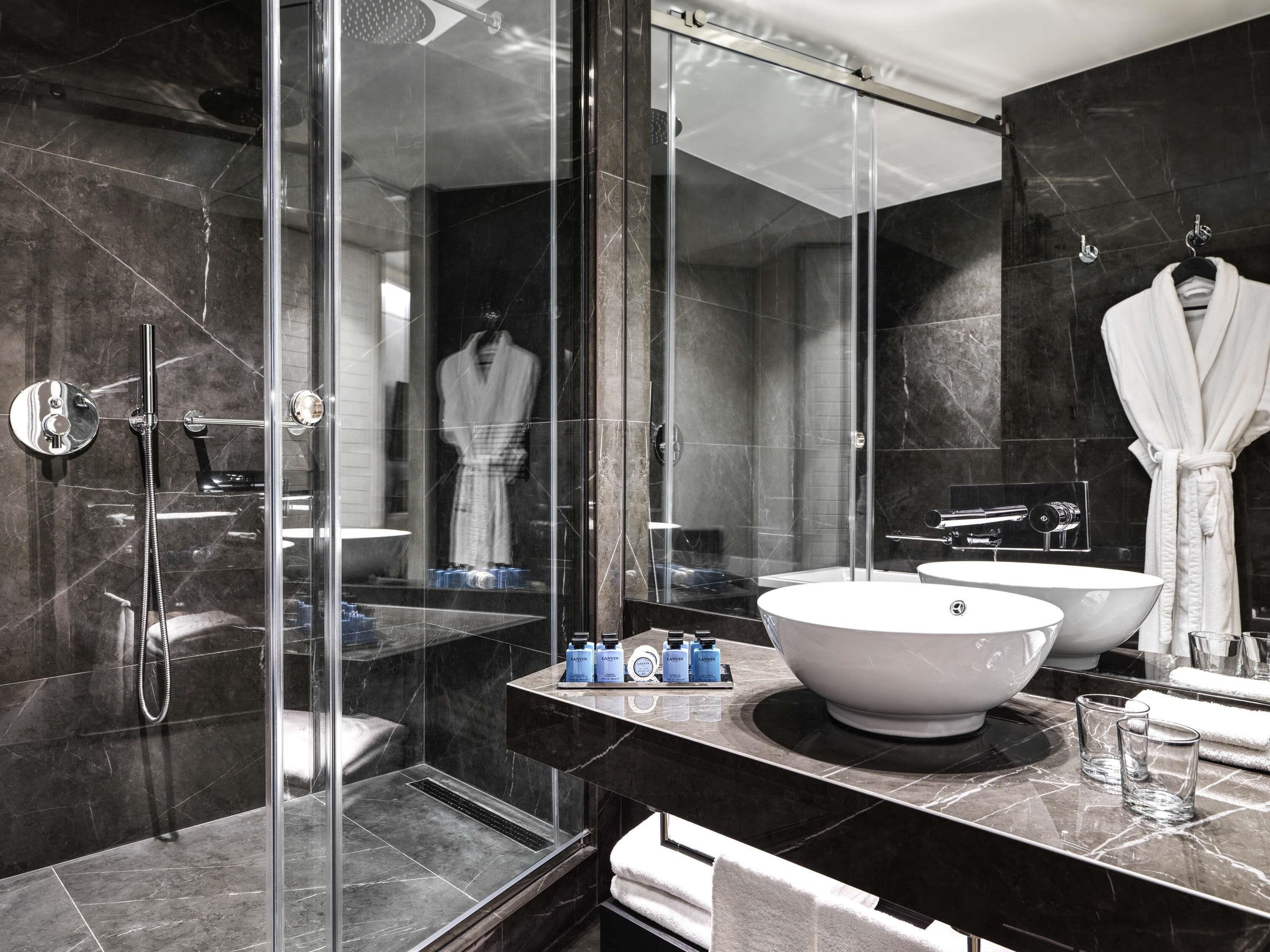 Ropa de cama de alta calidad y camas con efecto memoria 