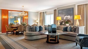 總統套房 | 起居區 |  LCD 液晶電視