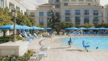 Indoor pool, seasonal outdoor pool, free cabanas, pool umbrellas