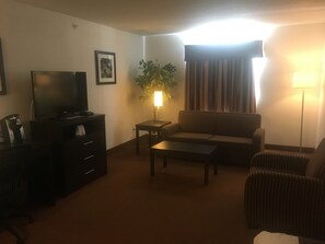 家庭套房, 1 張加大雙人床, 廚房 | 客房送餐服務