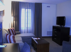 1 bedroom, in-room safe, desk, laptop workspace