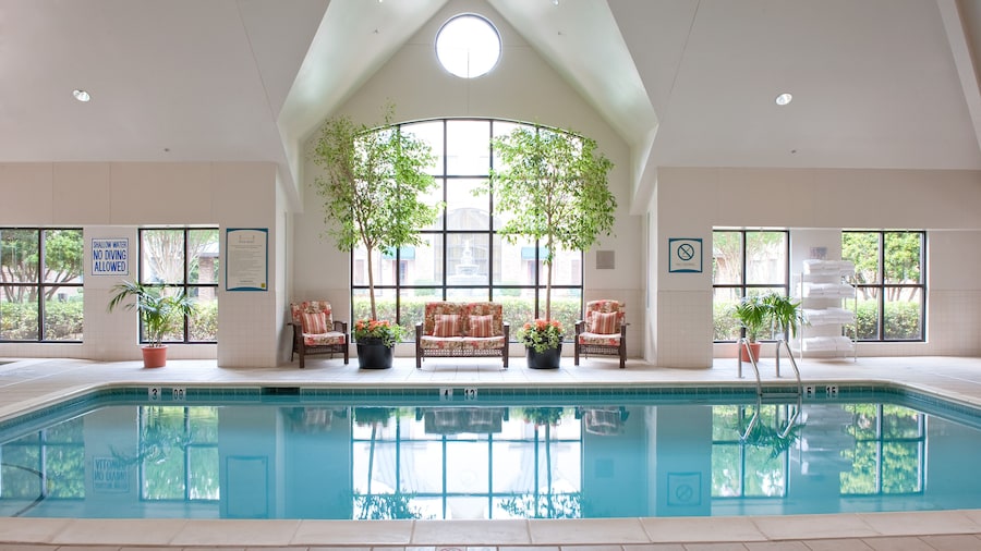 Staybridge Suites Charlotte Ballantyne by IHG
