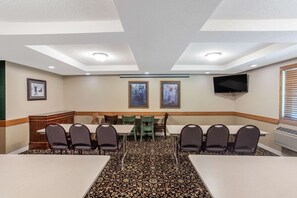 Meeting facility - AmericInn by Wyndham White Bear Lake St. Paul (White Bear Lake)