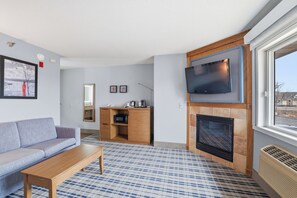 Flat-screen TV - AmericInn by Wyndham White Bear Lake St. Paul (White Bear Lake)