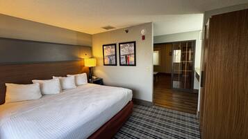 Superior Suite, 1 King Bed, Non Smoking | Pillowtop beds, desk, laptop workspace, blackout drapes