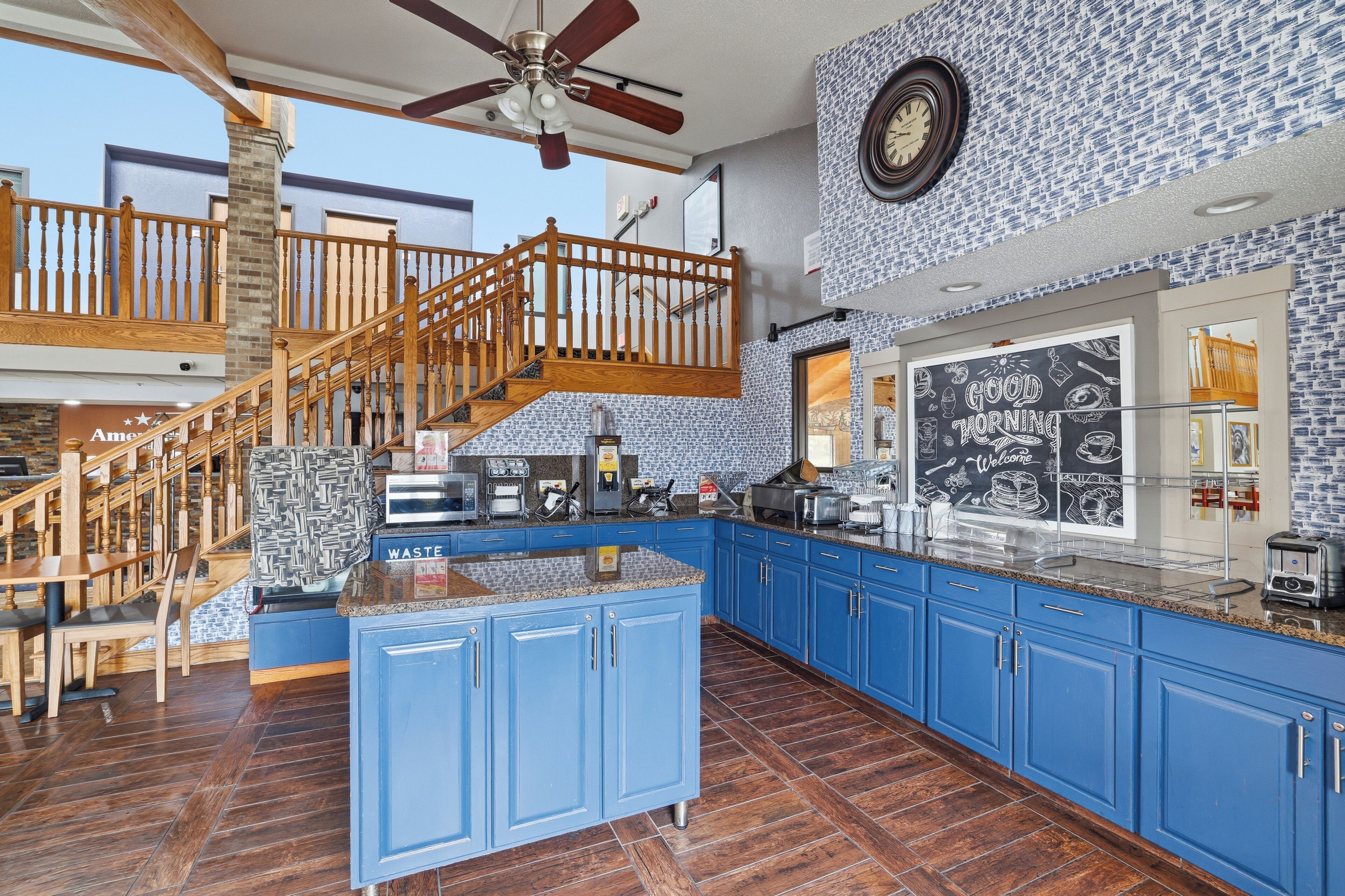 Free buffet breakfast 