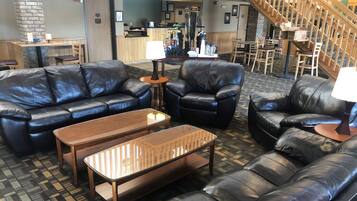 Sala de estar en el lobby