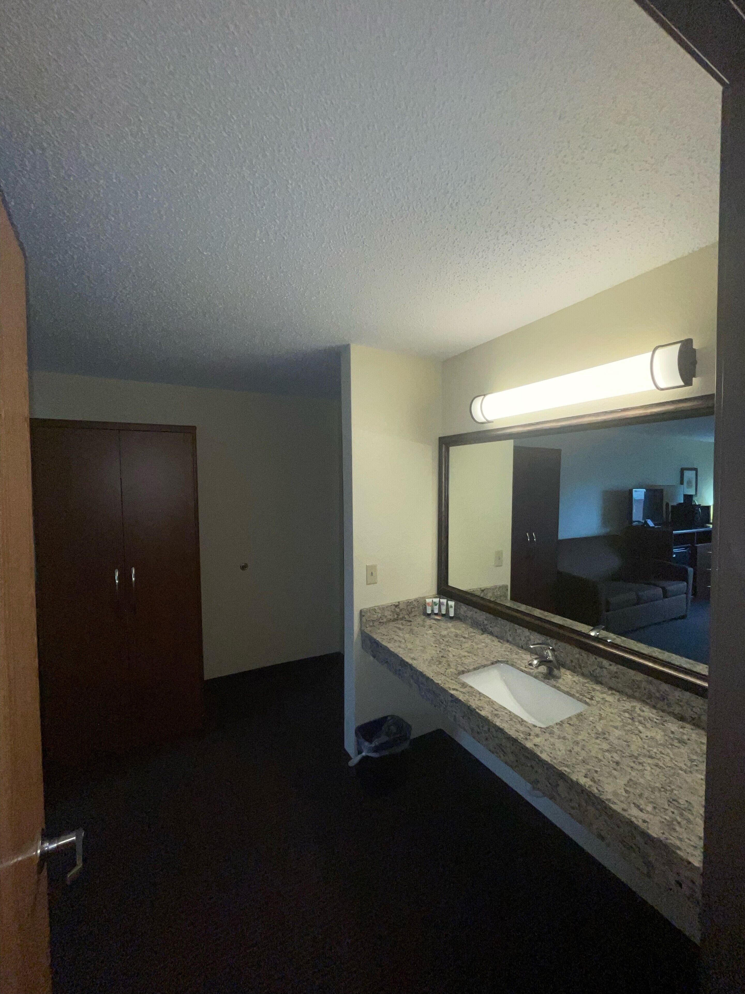 suite, multiple beds | bathroom | free toiletries, hair dryer, towels