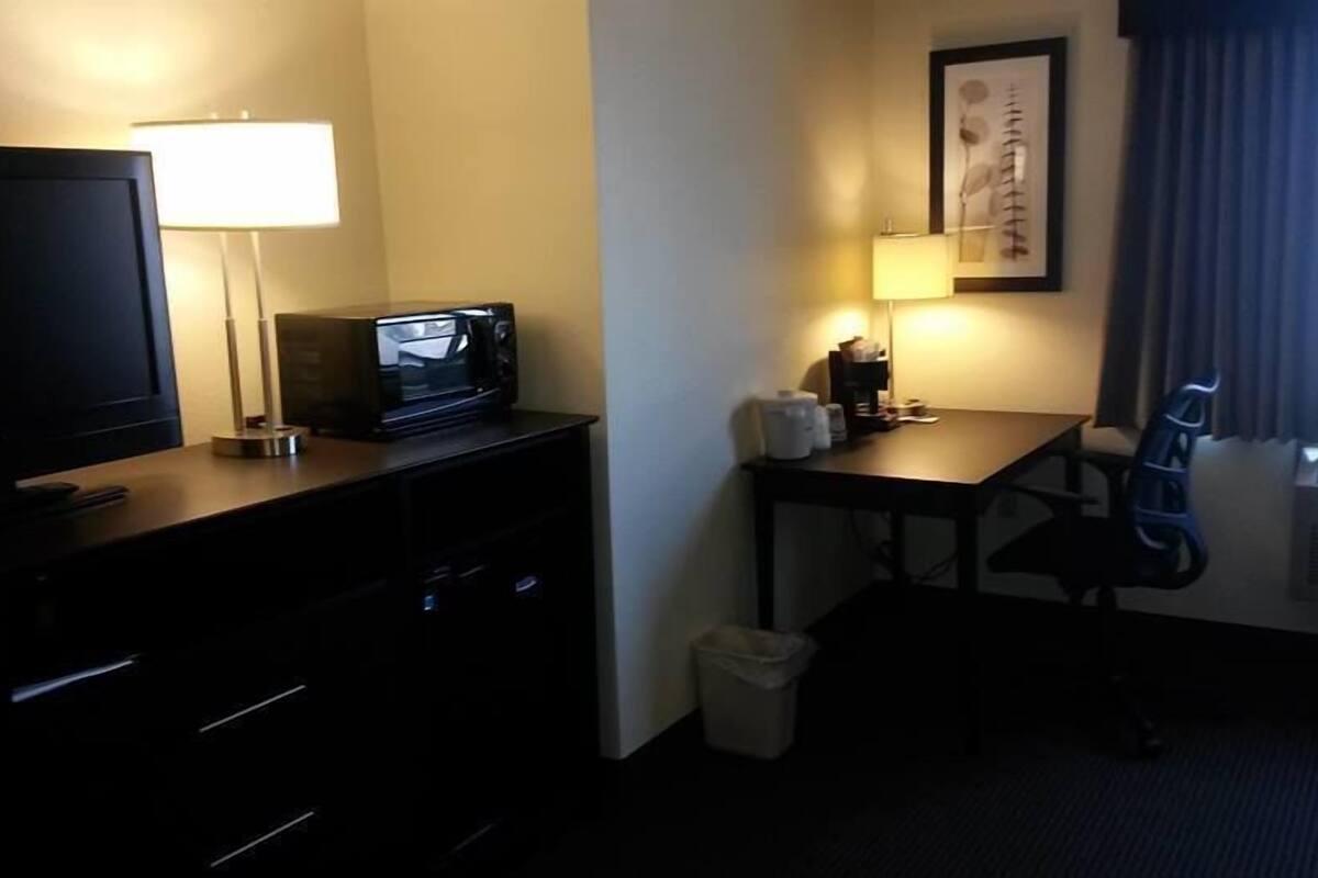 studio, 1 queen bed with sofa bed, non smoking | in-room safe, desk, laptop workspace, soundproofing