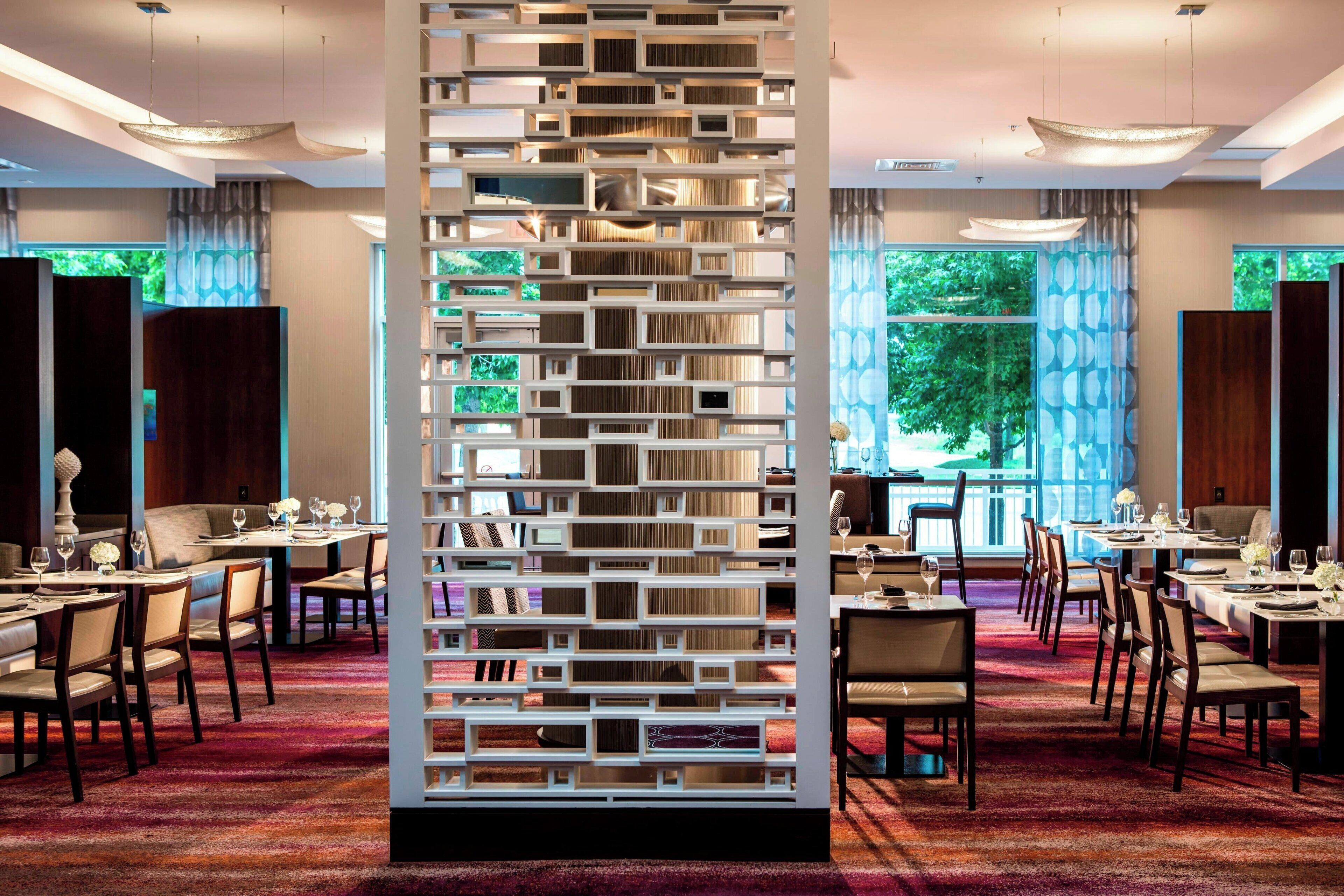 3 restaurants, breakfast, lunch, dinner served; american cuisine