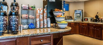 Comfort Inn East