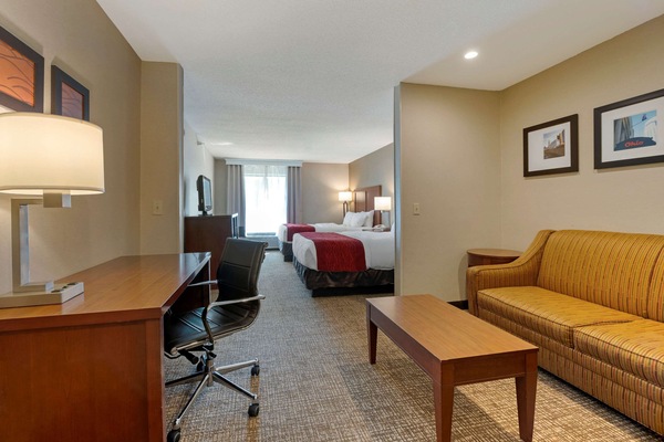 Suite, Non Smoking | Desk, laptop workspace, blackout drapes, iron/ironing board