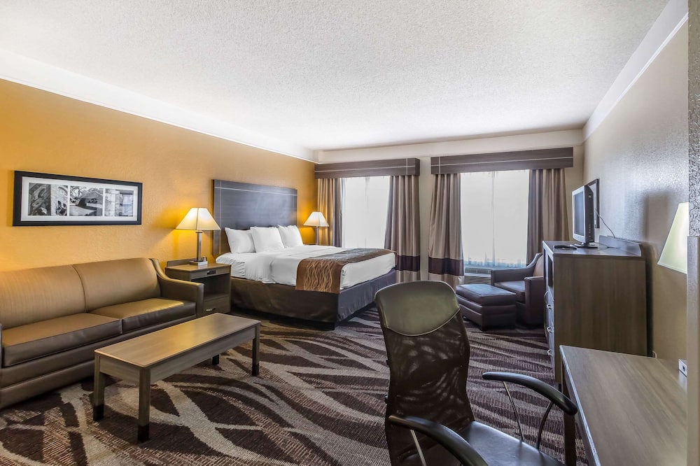 Comfort Inn near Frost Bank Center