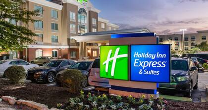 Holiday Inn Express & Suites Columbia-I-26 @ Harbison Blvd by IHG