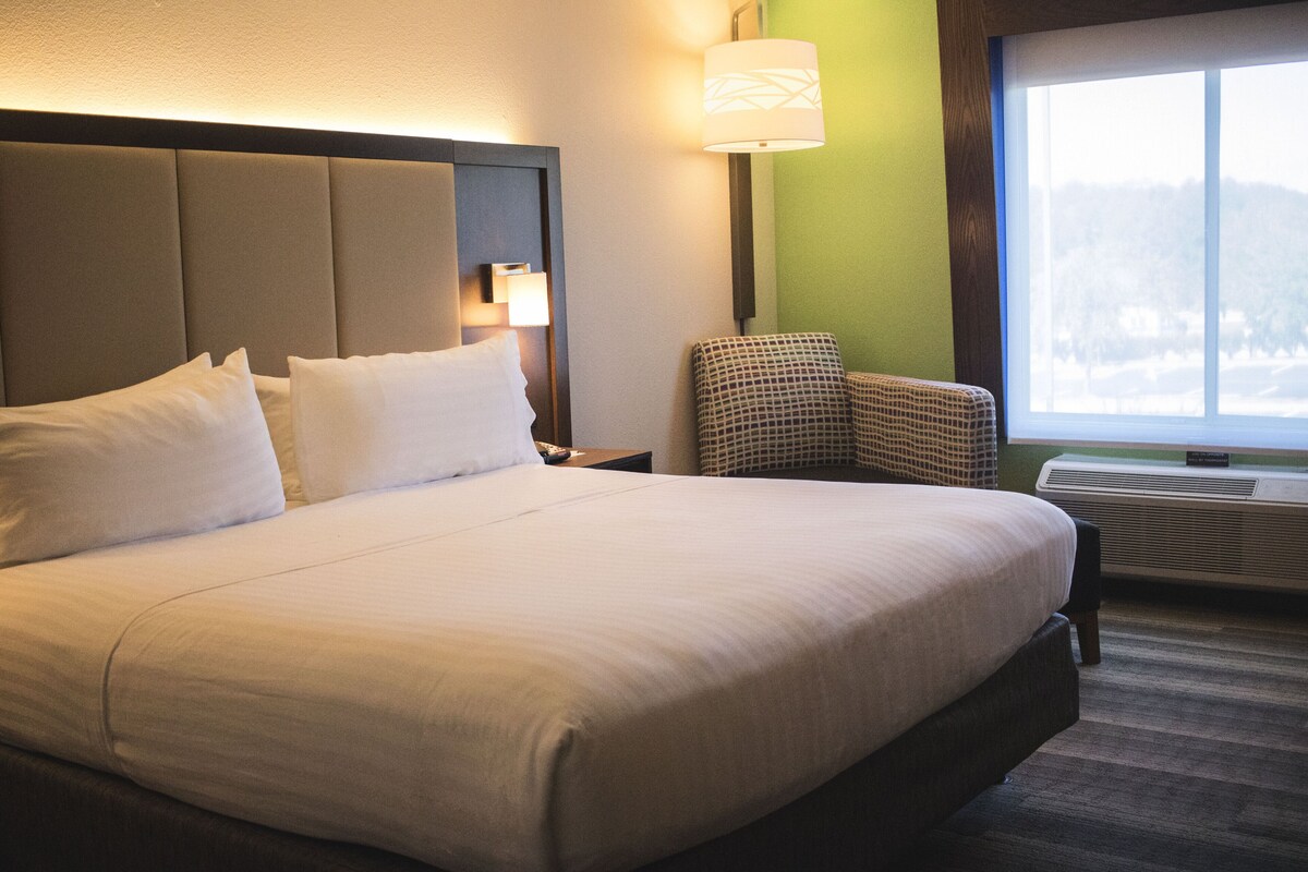 Peralatan tempat tidur premium, tilam berlapik, meja 