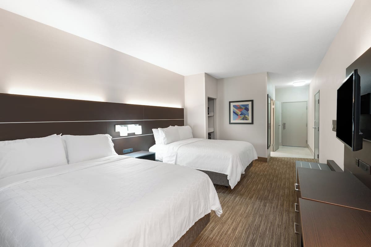 In-room safe, desk, iron/ironing board, cribs (free)